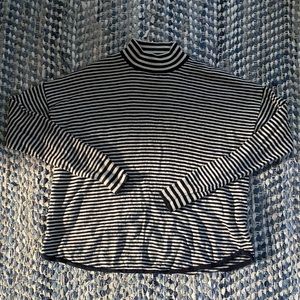 Madewell navy & white strip sweater EUC worn only a few times